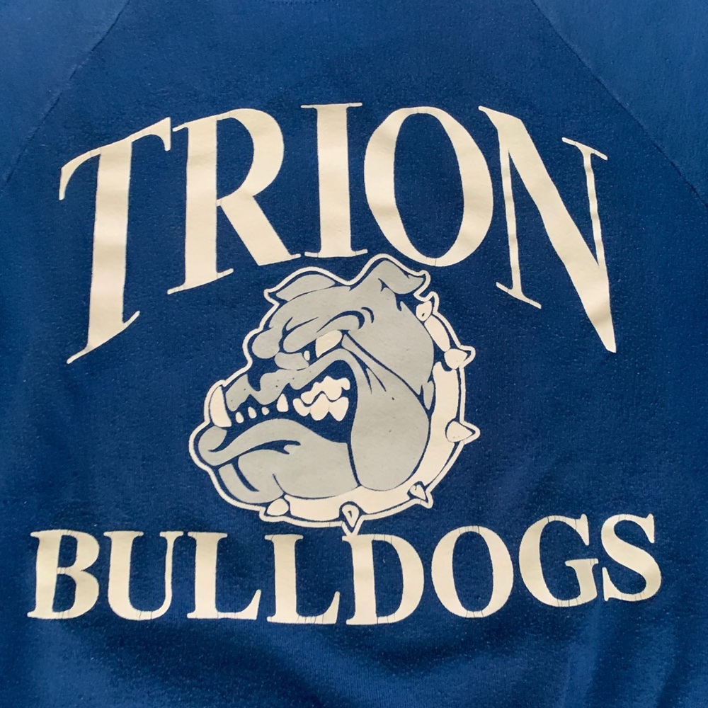 Vintage 90’s Trion Georgia Bulldogs sweatshirt - Picture 3 of 4